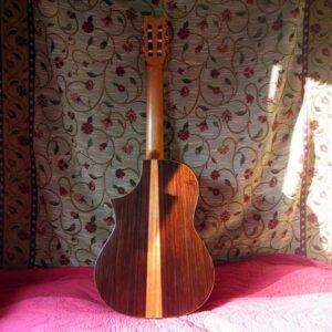 guitare classique lutherie guitare en côtes d'armor réparation - construction - formation